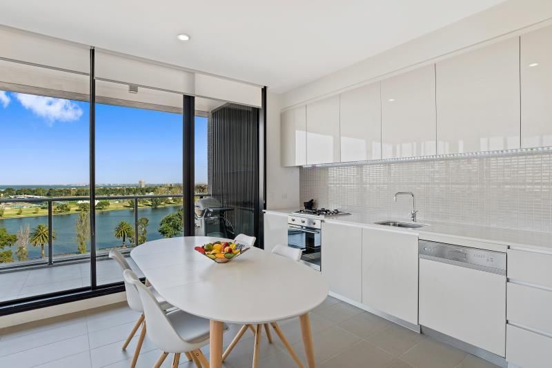 809/70 Queens Road, Melbourne VIC 3000, Image 1