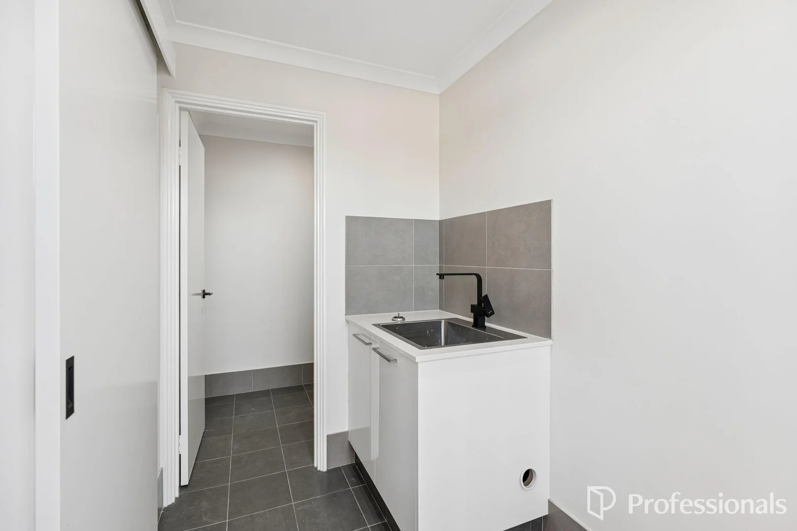 Additional image 12 of 2 Albion Road, Byford WA 6122