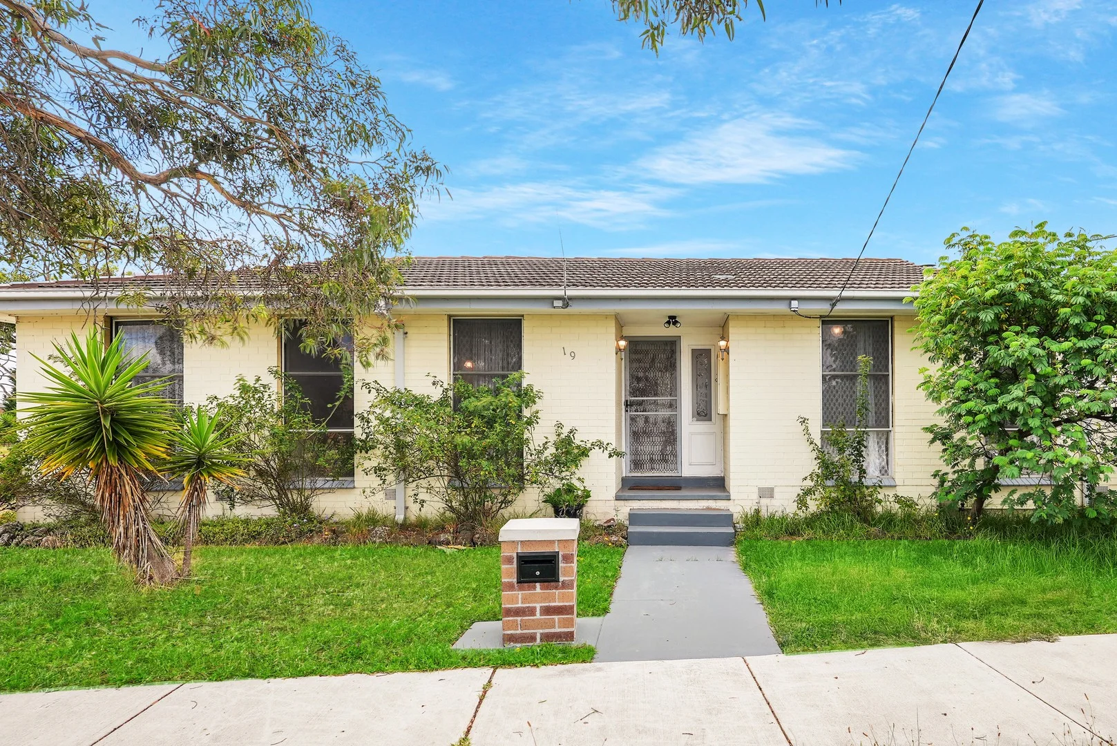 Primary image of 19 Solar Drive, Whittington VIC 3219