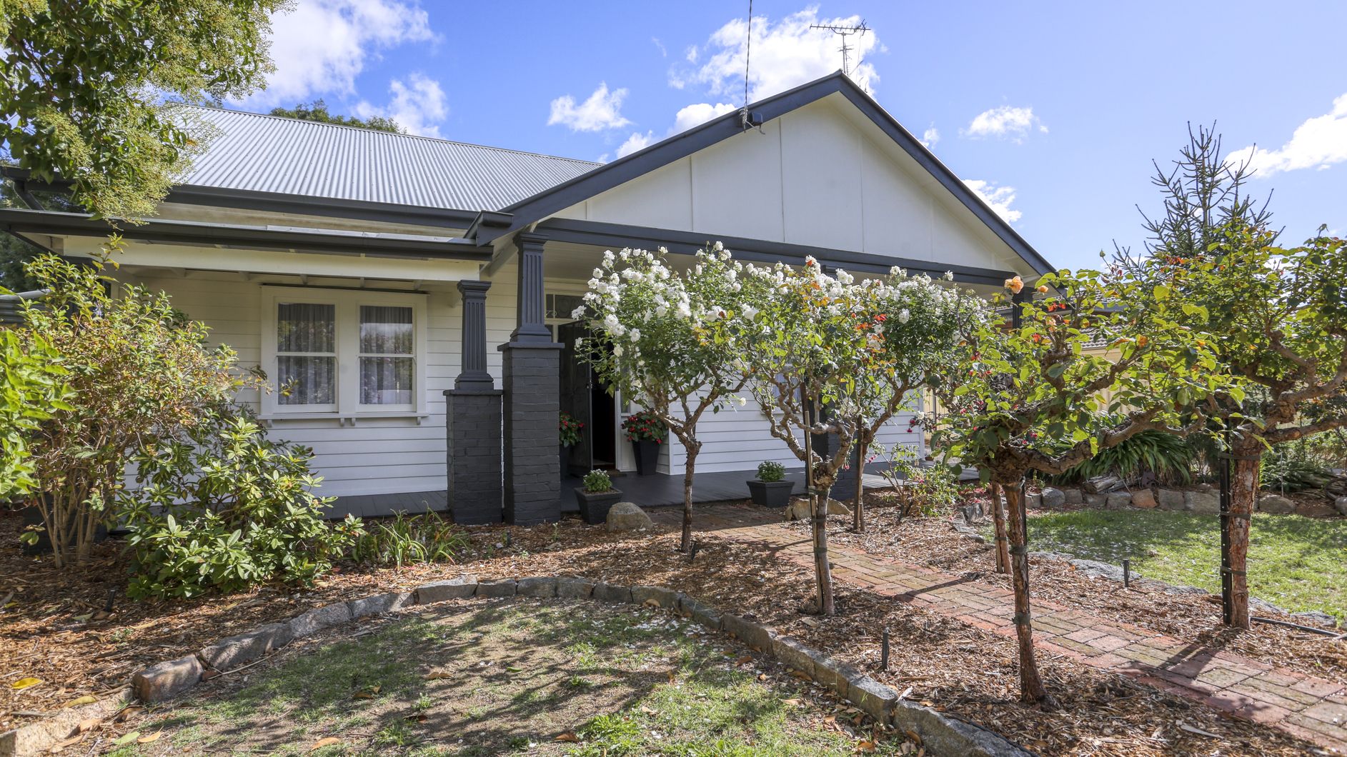 20 Howitt Avenue, Euroa VIC 3666, Image 1