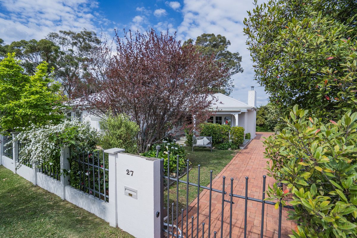3 bedrooms House in 27 Condon Avenue CESSNOCK NSW, 2325