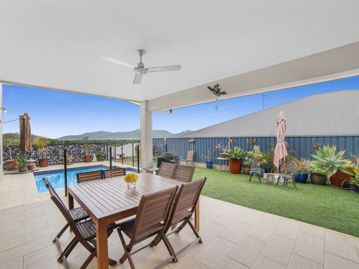 126 McFarlane Drive, Kanimbla QLD 4870, Image 2