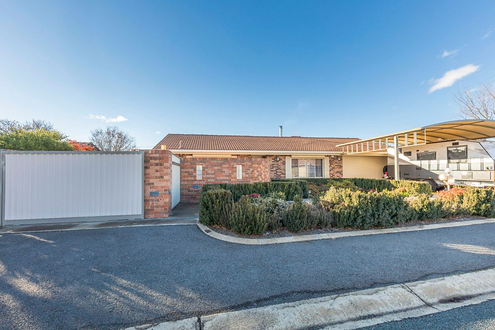 5 Nugal Place, Isabella Plains ACT 2905, Image 1