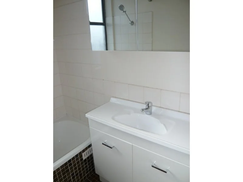 Additional image 9 of 8/118 Russell Street, Bathurst NSW 2795