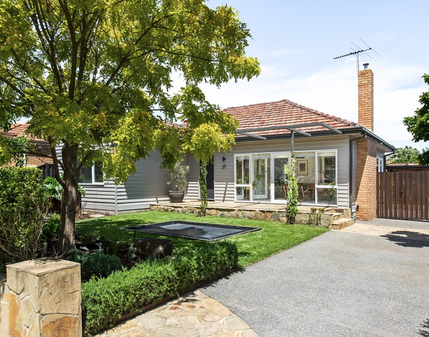 37 Fulham Grove, Reservoir VIC 3073