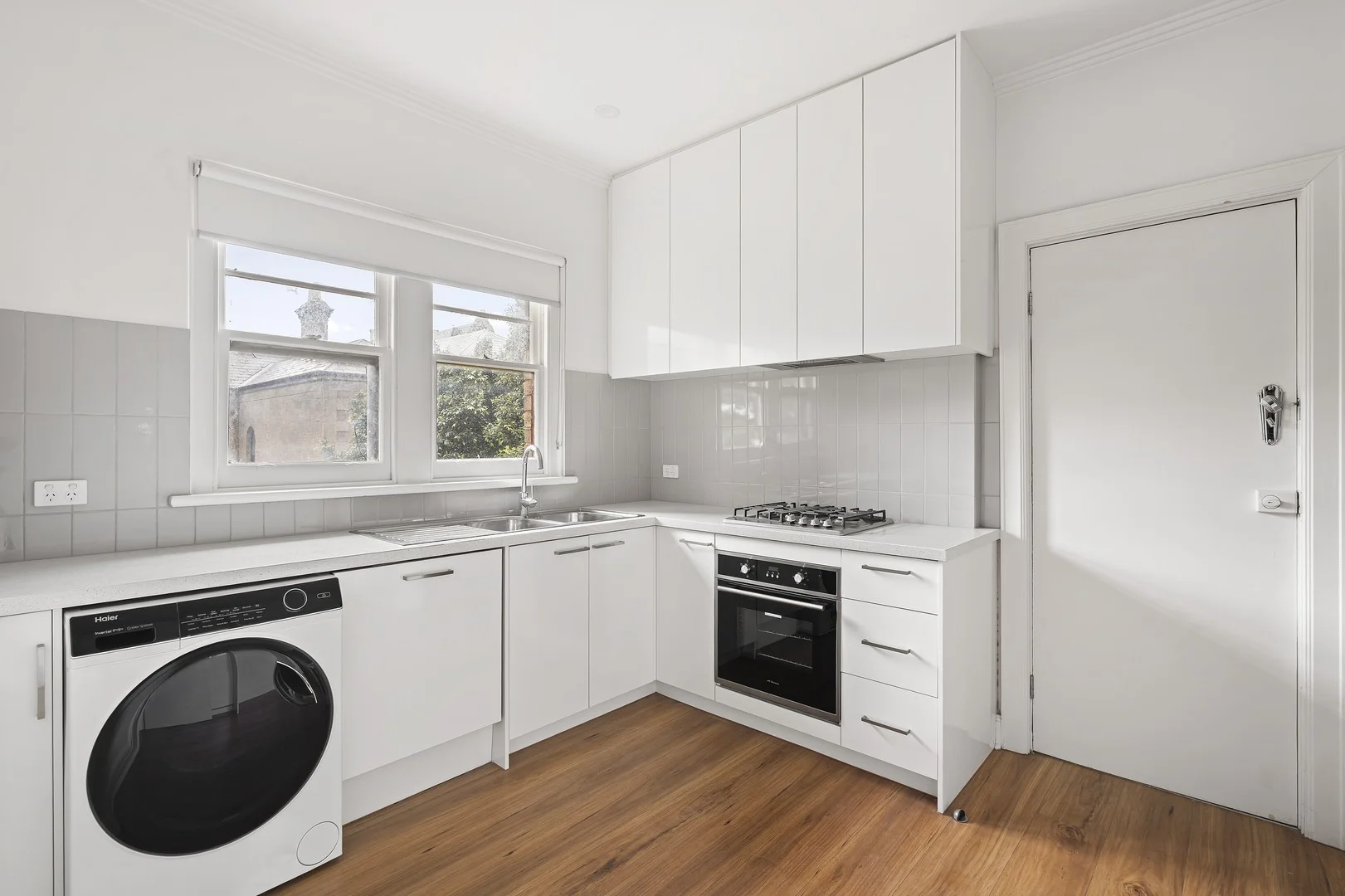 12/40 Barkly Street, St Kilda VIC 3182