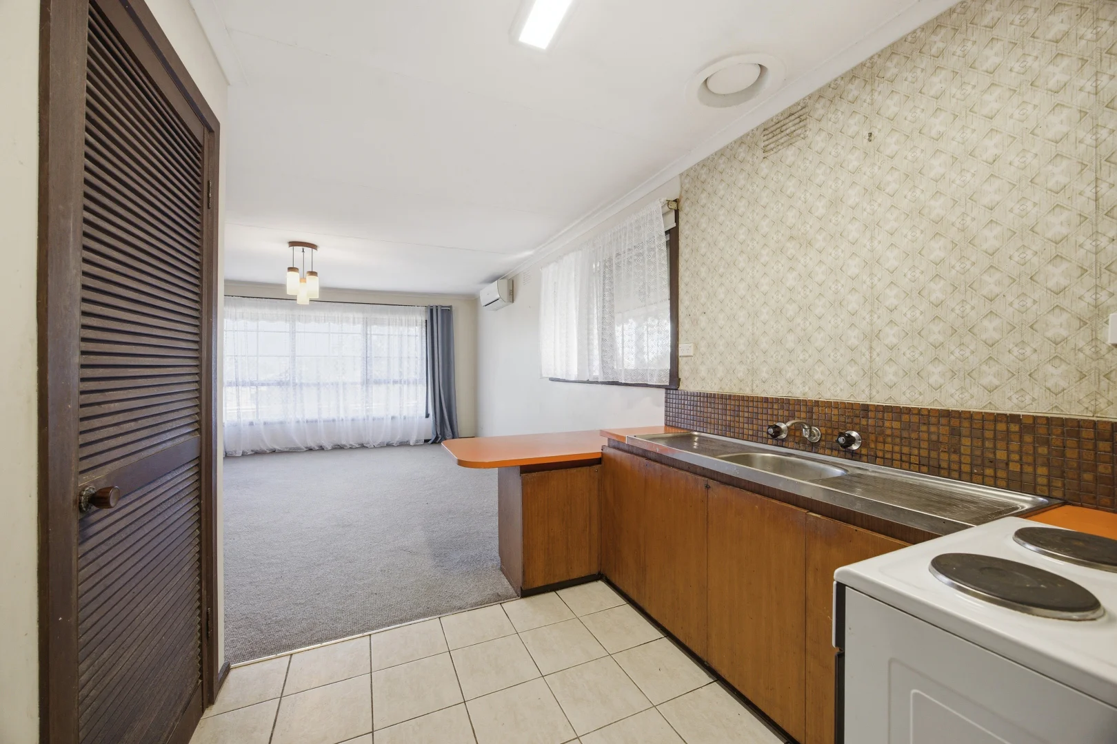 Additional image 6 of 2/12 Clematis Avenue, Ferntree Gully VIC 3156