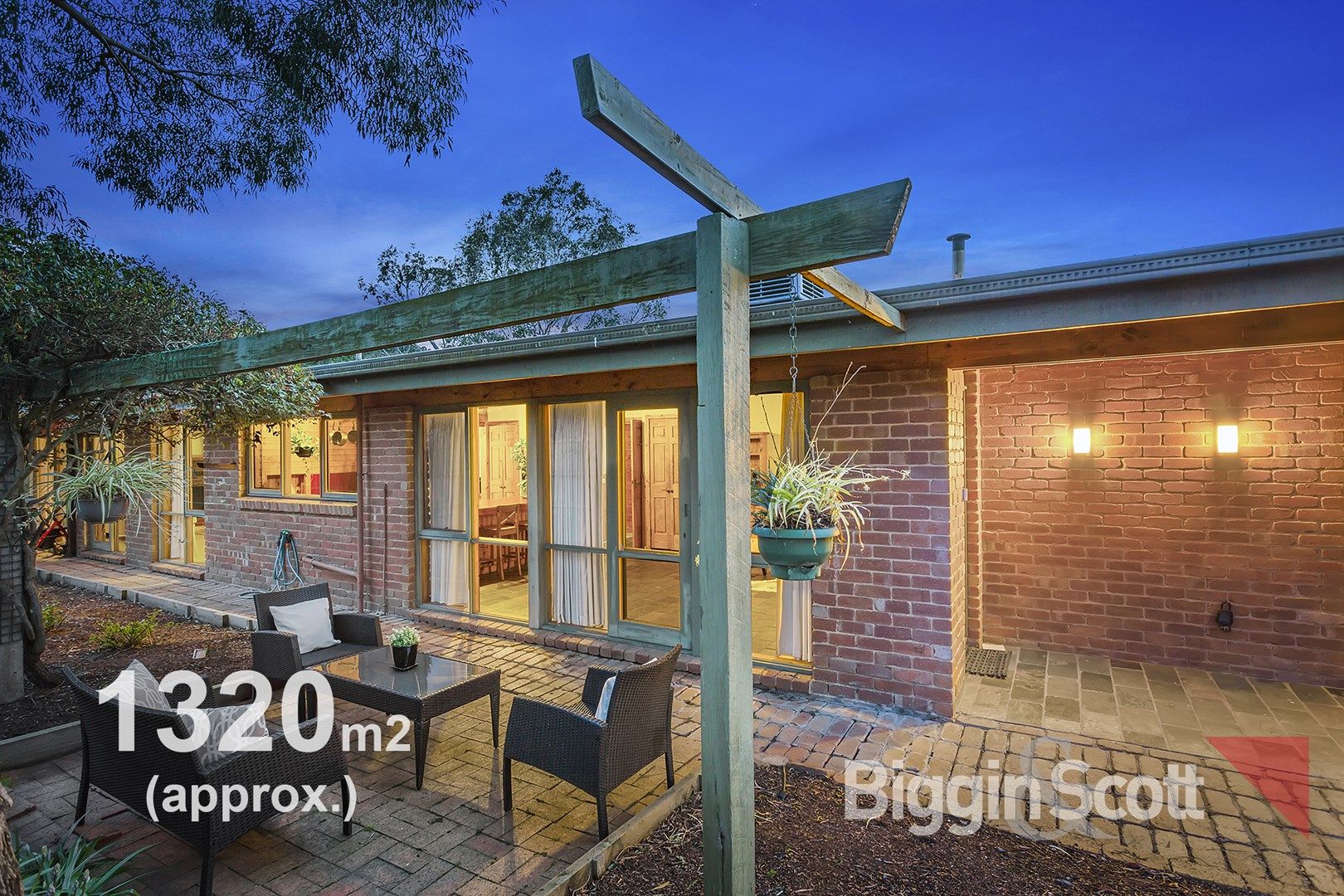 16 Salsburg Court, Vermont South VIC 3133, Image 0