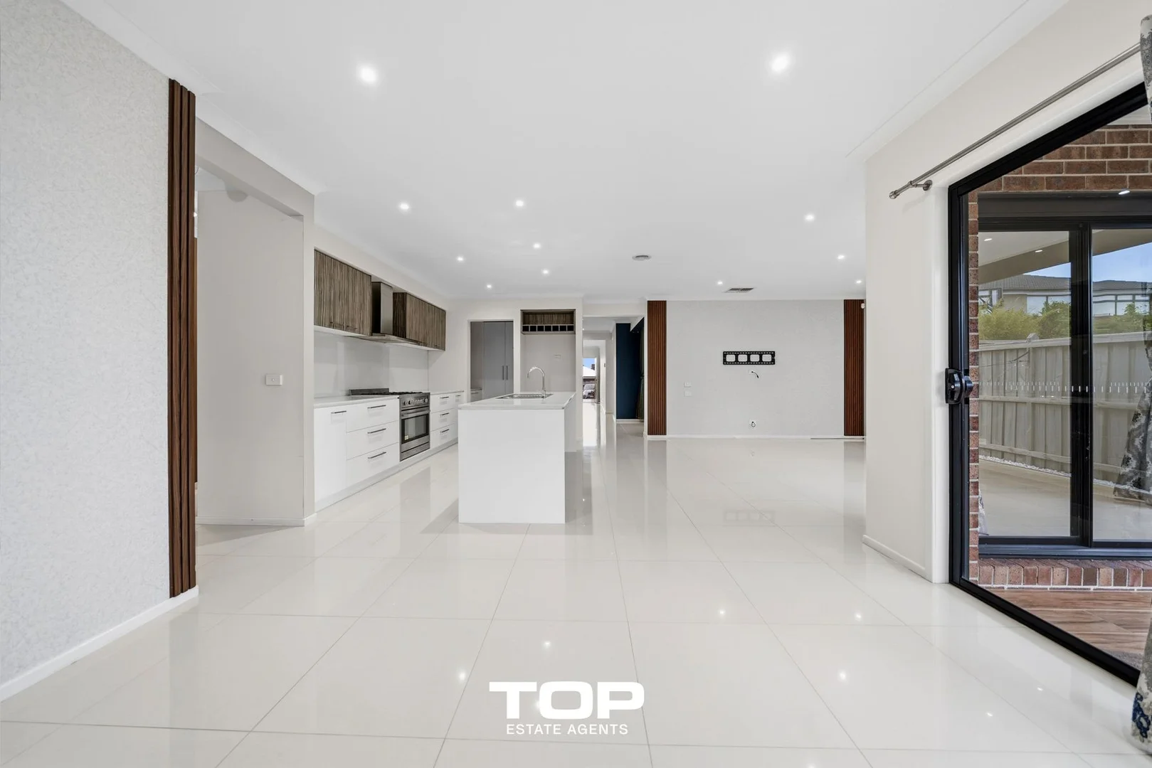 Additional image 13 of 92 Moxham Drive, Clyde North VIC 3978