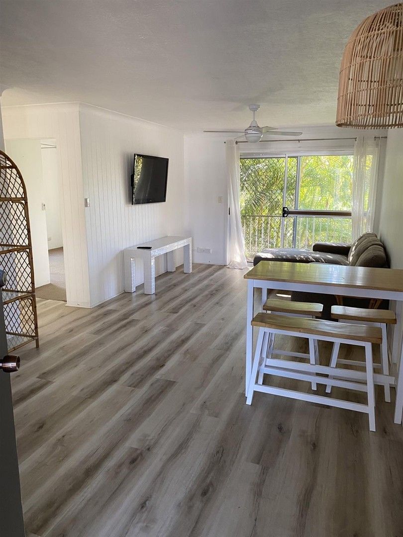 2 bedrooms Apartment / Unit / Flat in 4/4 Nalla Court PALM BEACH QLD, 4221