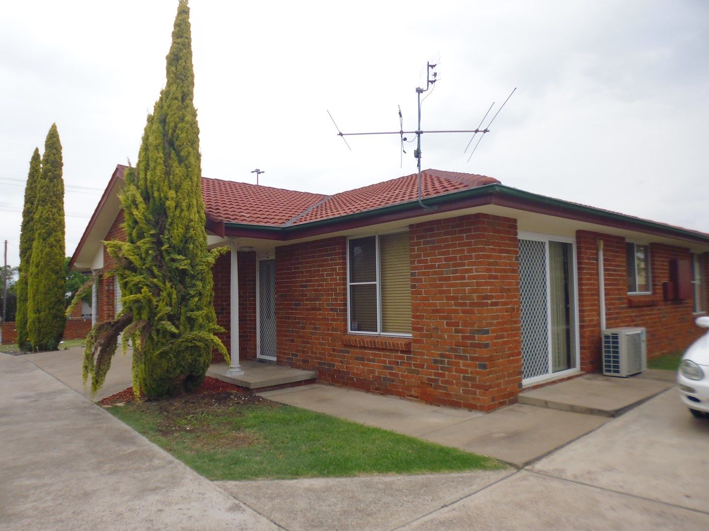 2/175 Goonoo Goonoo Road, Tamworth NSW 2340, Image 0