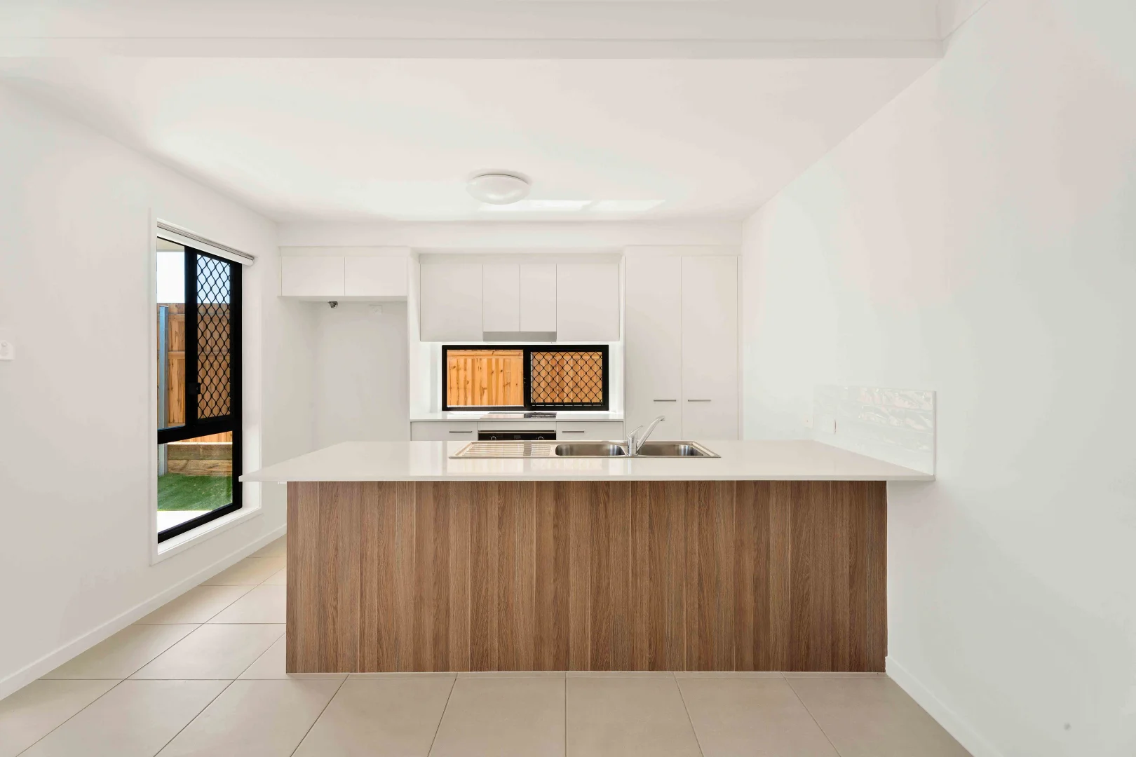 Additional image 5 of 2/15 Kehlet Street, Point Vernon QLD 4655