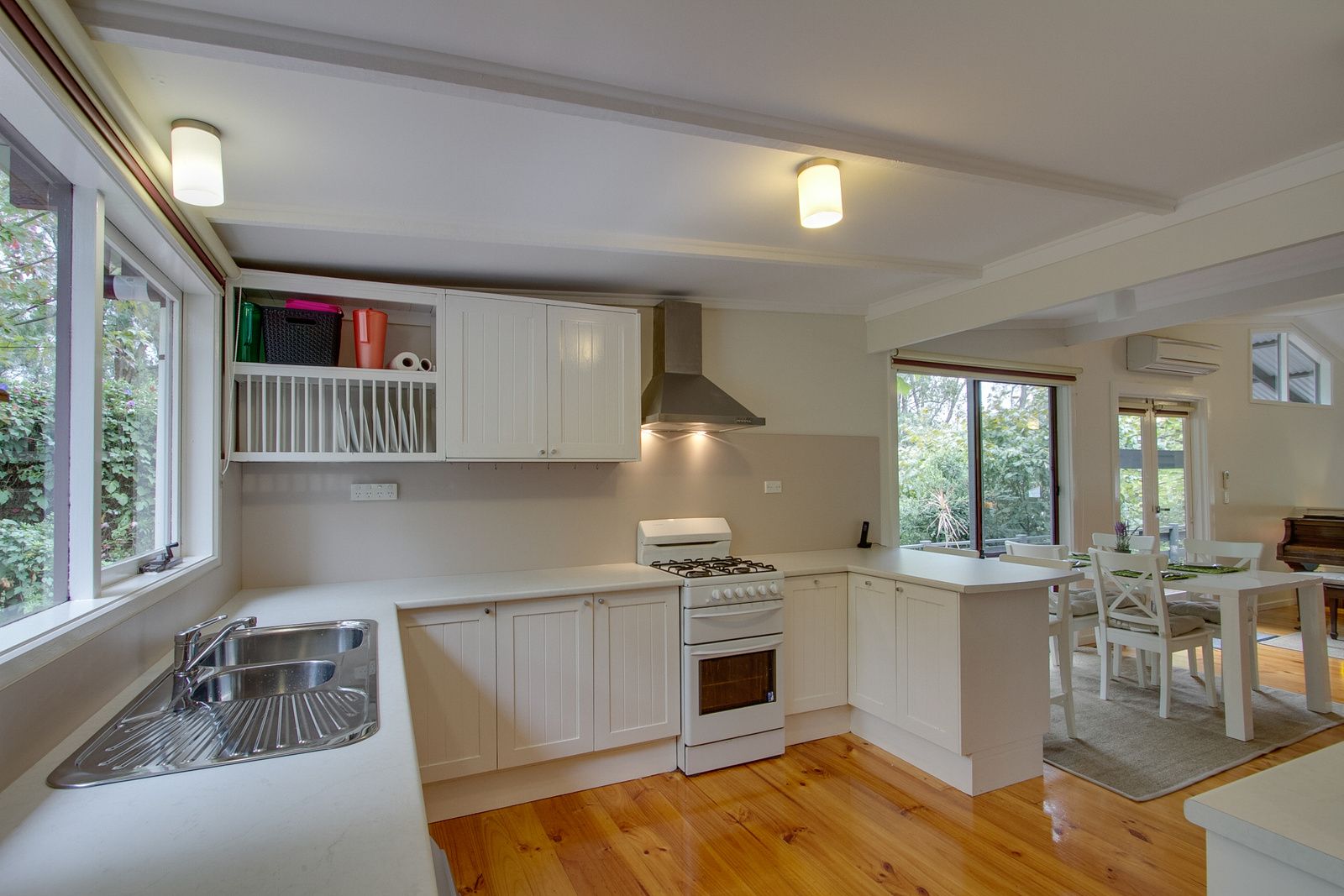 3 Rouen Road, Cockatoo VIC 3781, Image 2