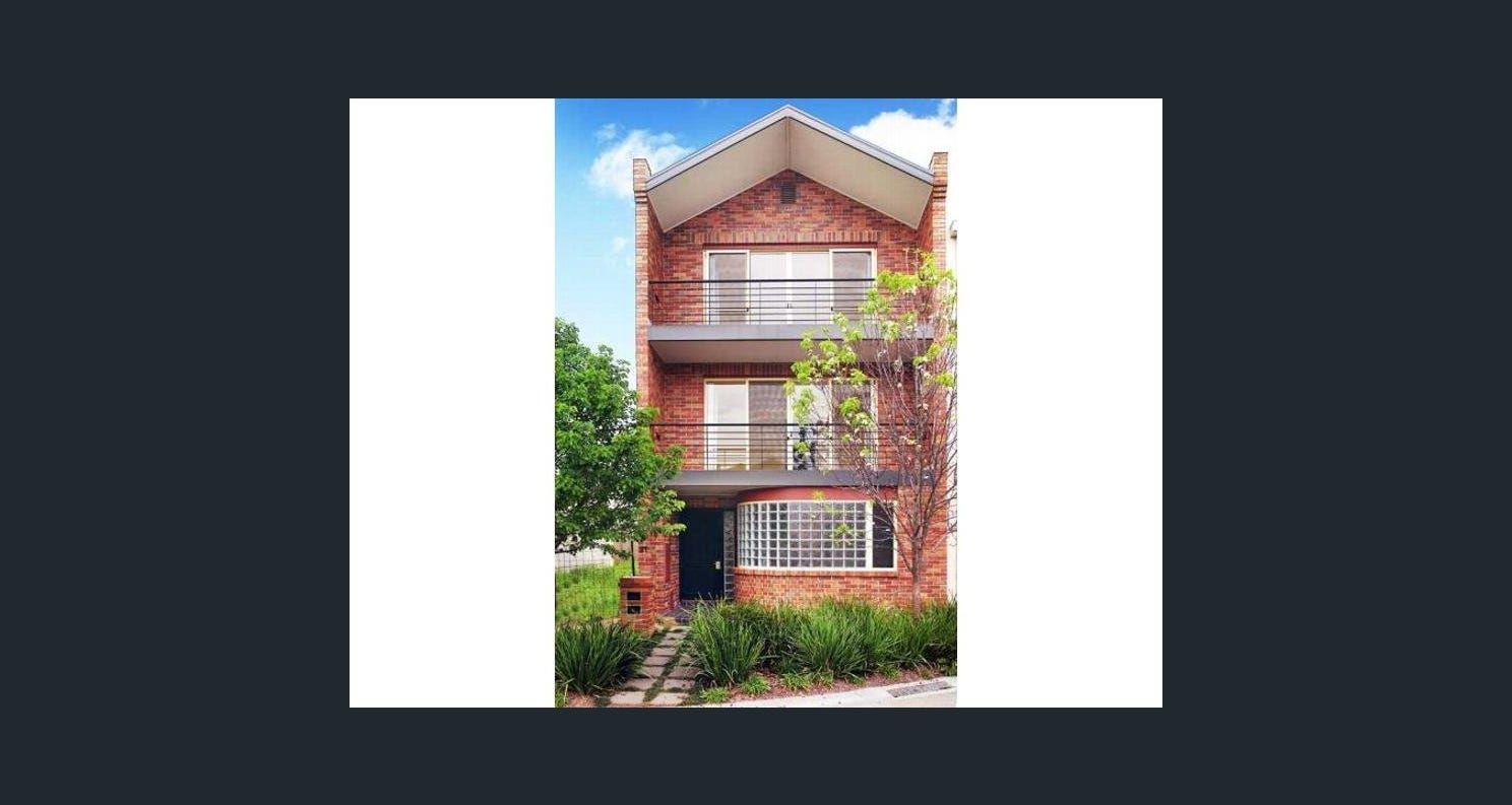 4 bedrooms Townhouse in 27 Yarra Bank Court ABBOTSFORD VIC, 3067