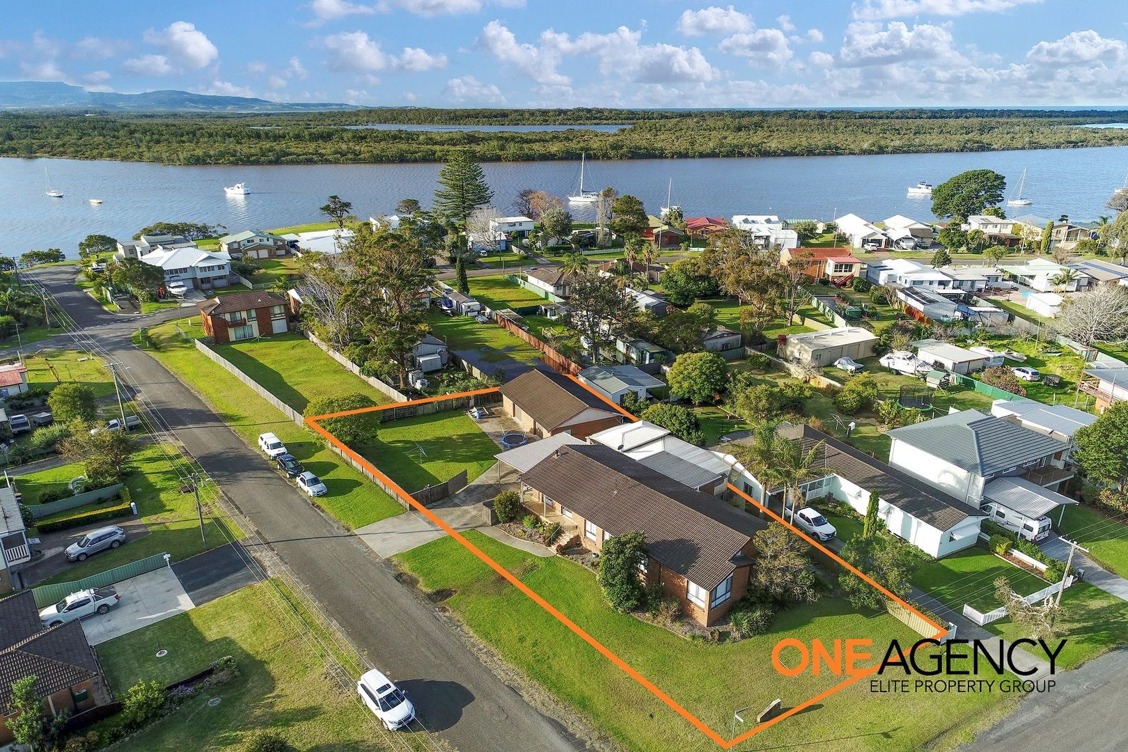 43 Comarong Street, Greenwell Point NSW 2540
