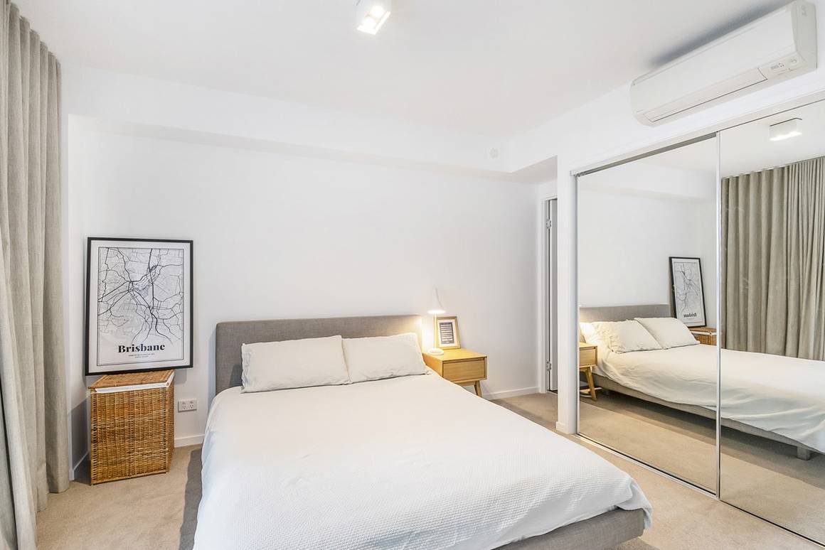 317/38 Helen Street Teneriffe 4005 - Image 6