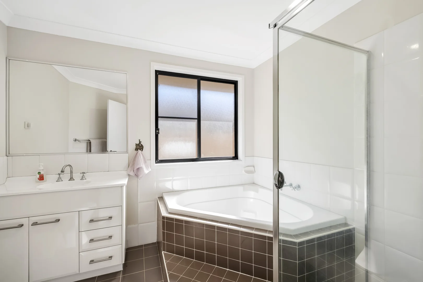 Additional image 12 of 19 Conder Crescent, Metford NSW 2323