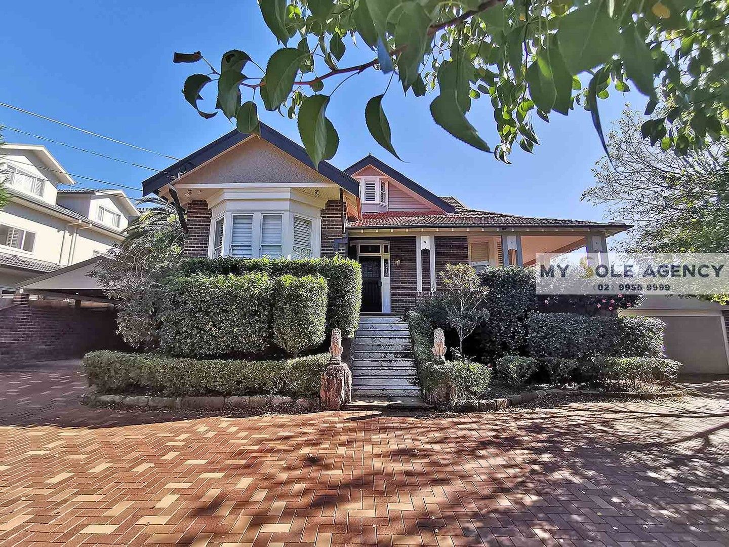 5 bedrooms House in 12 Bobbin Head Road PYMBLE NSW, 2073