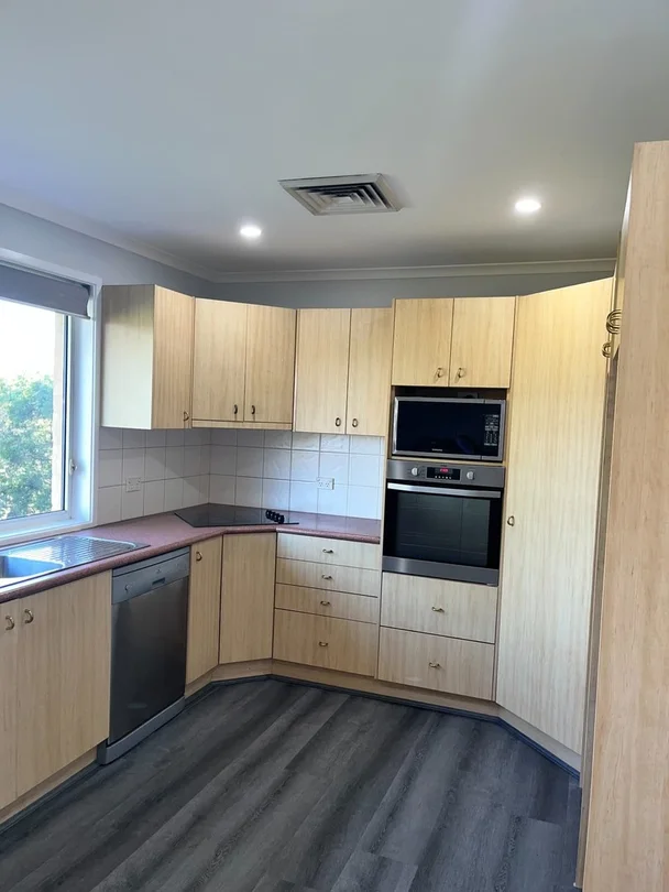 Primary image of 37 FORESTER CRESCENT, Cherrybrook NSW 2126