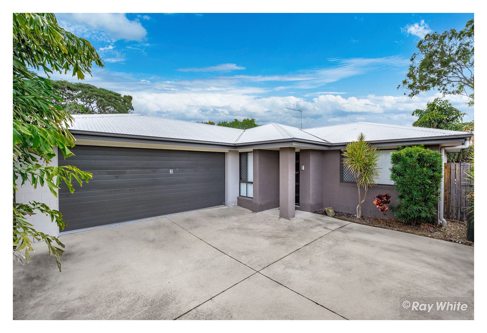 2/19 Miles Street, Berserker QLD 4701, Image 1