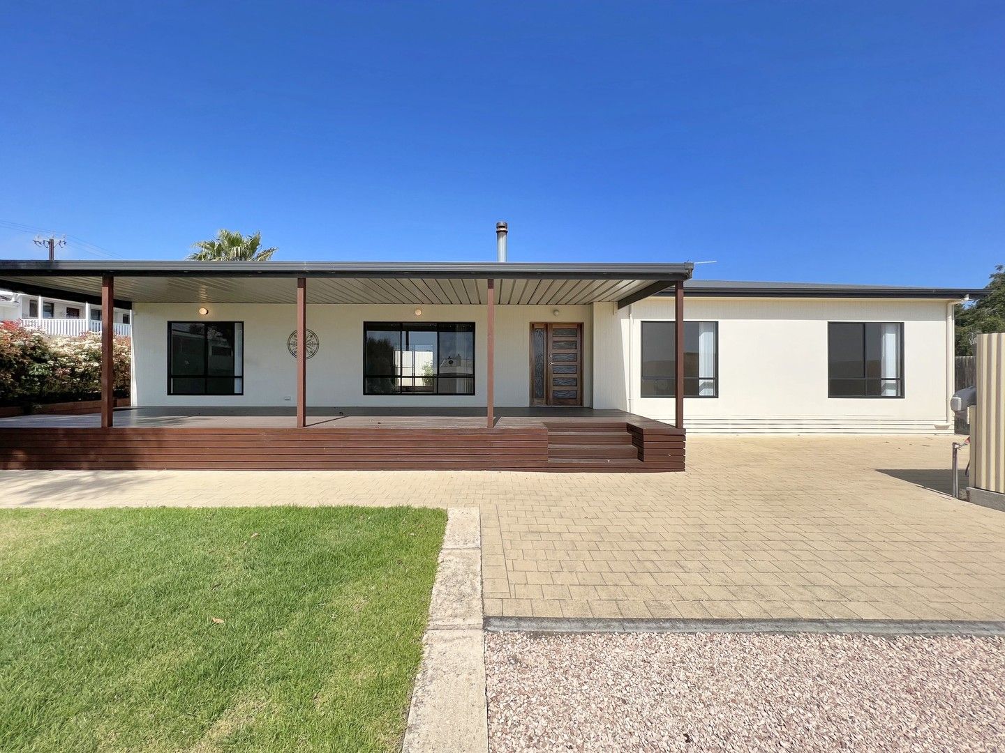 1/24 Queen Street, Port Lincoln SA 5606 House For Rent Domain