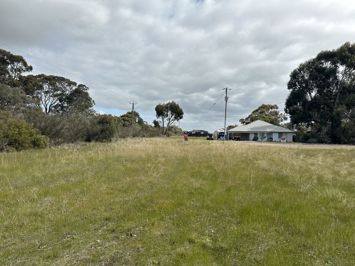 42 (Lot 800) Seventh Avenue, Kendenup WA 6323, Image 1