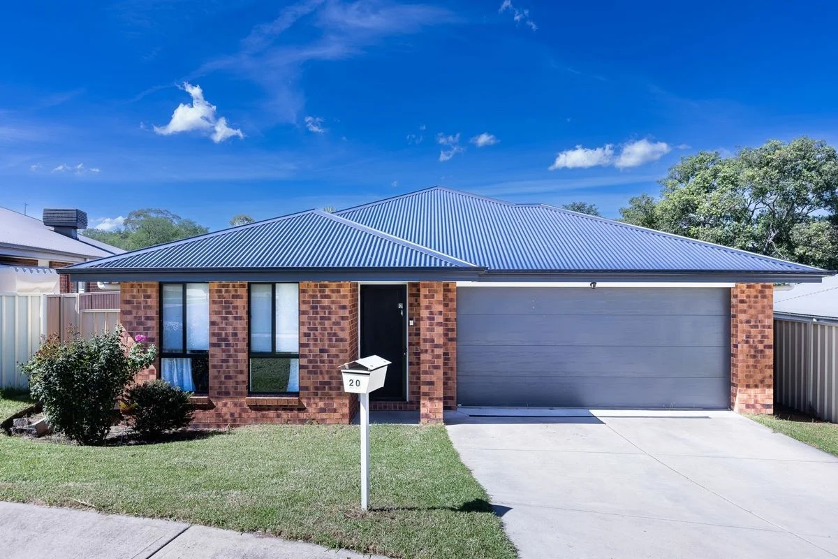 20 Royce Cres, Lavington NSW 2641