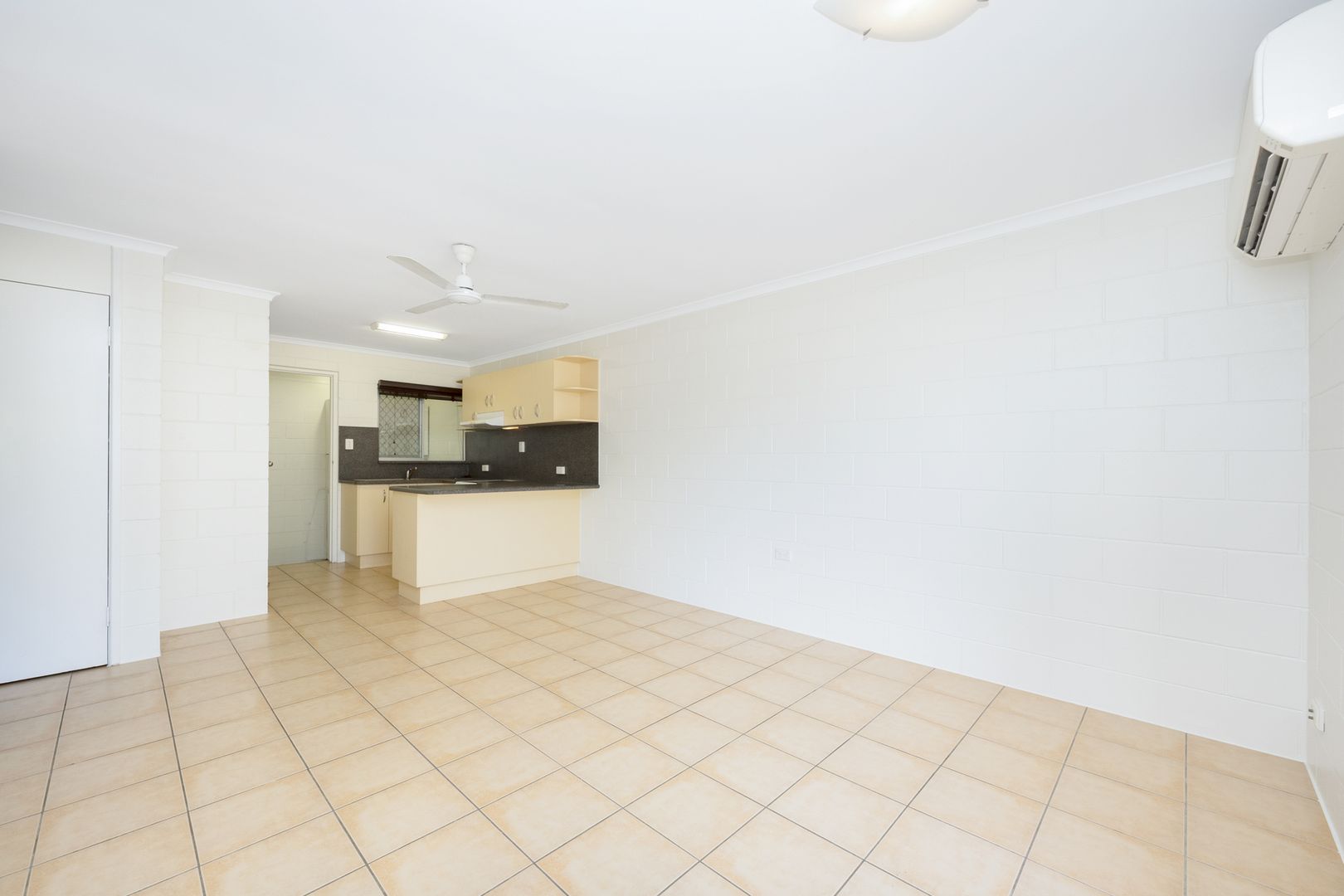 1/22 Sonia Street, Rasmussen QLD 4815, Image 2