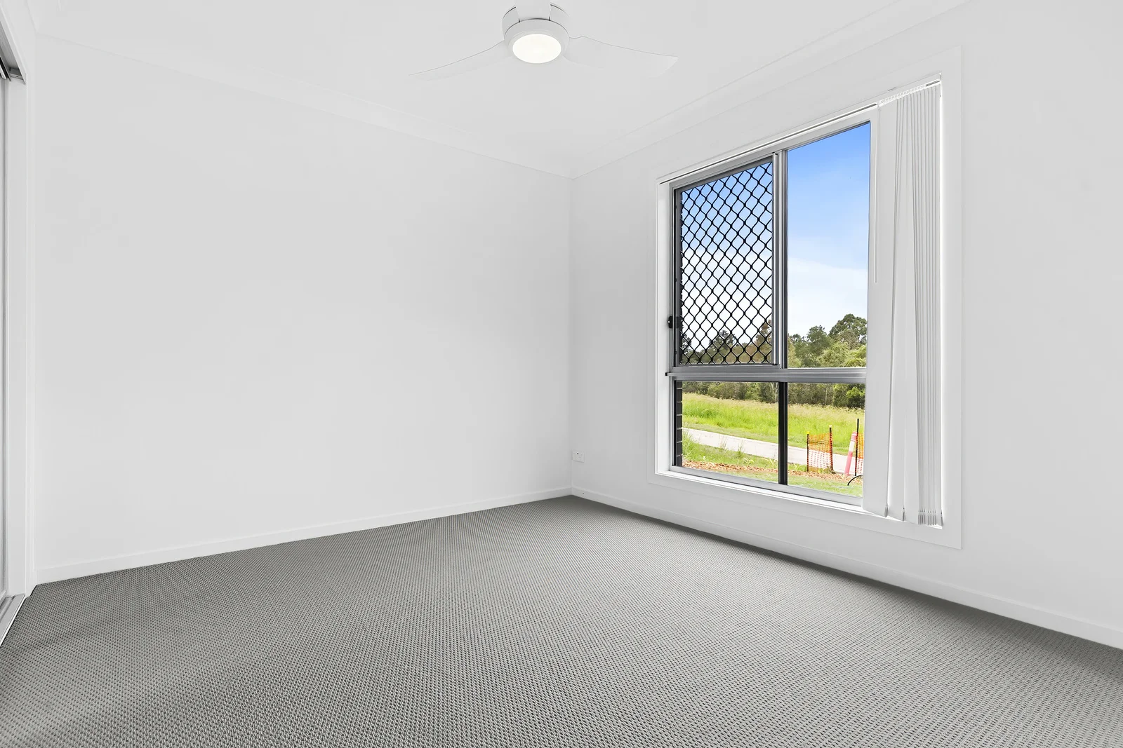 Additional image 6 of 2/8a Echidna La, Southside QLD 4570