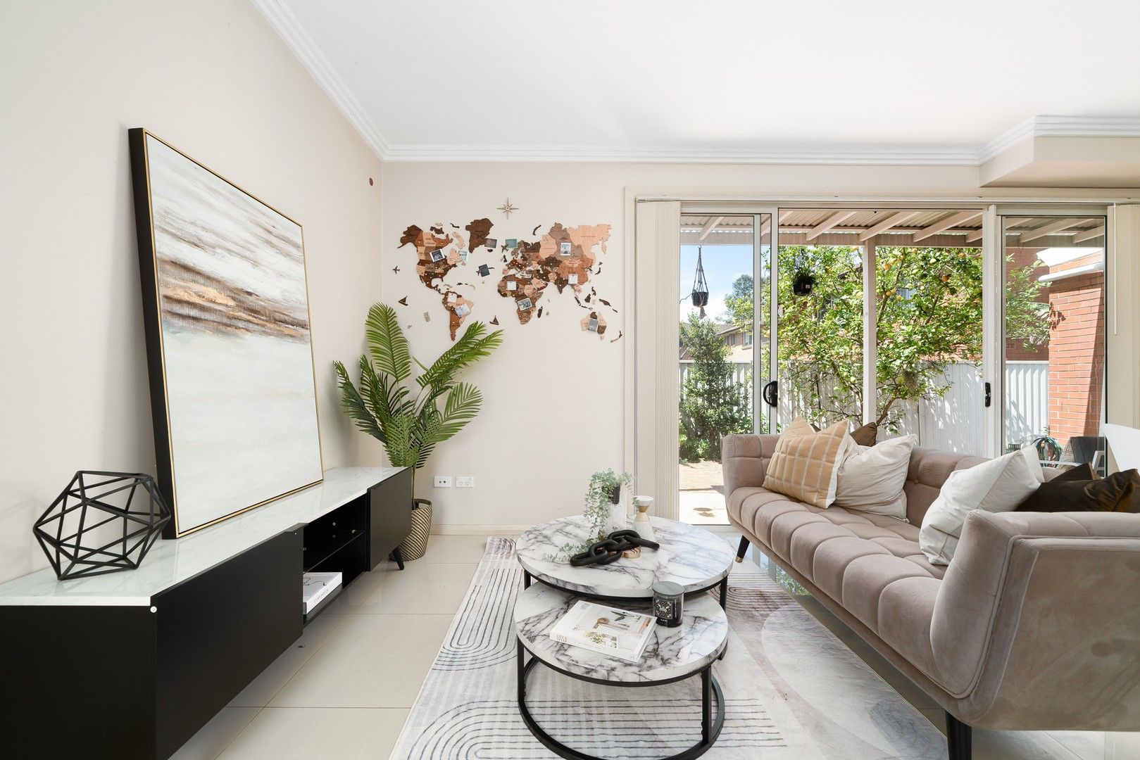 2 bedrooms Townhouse in 3/9 McKern Street CAMPSIE NSW, 2194
