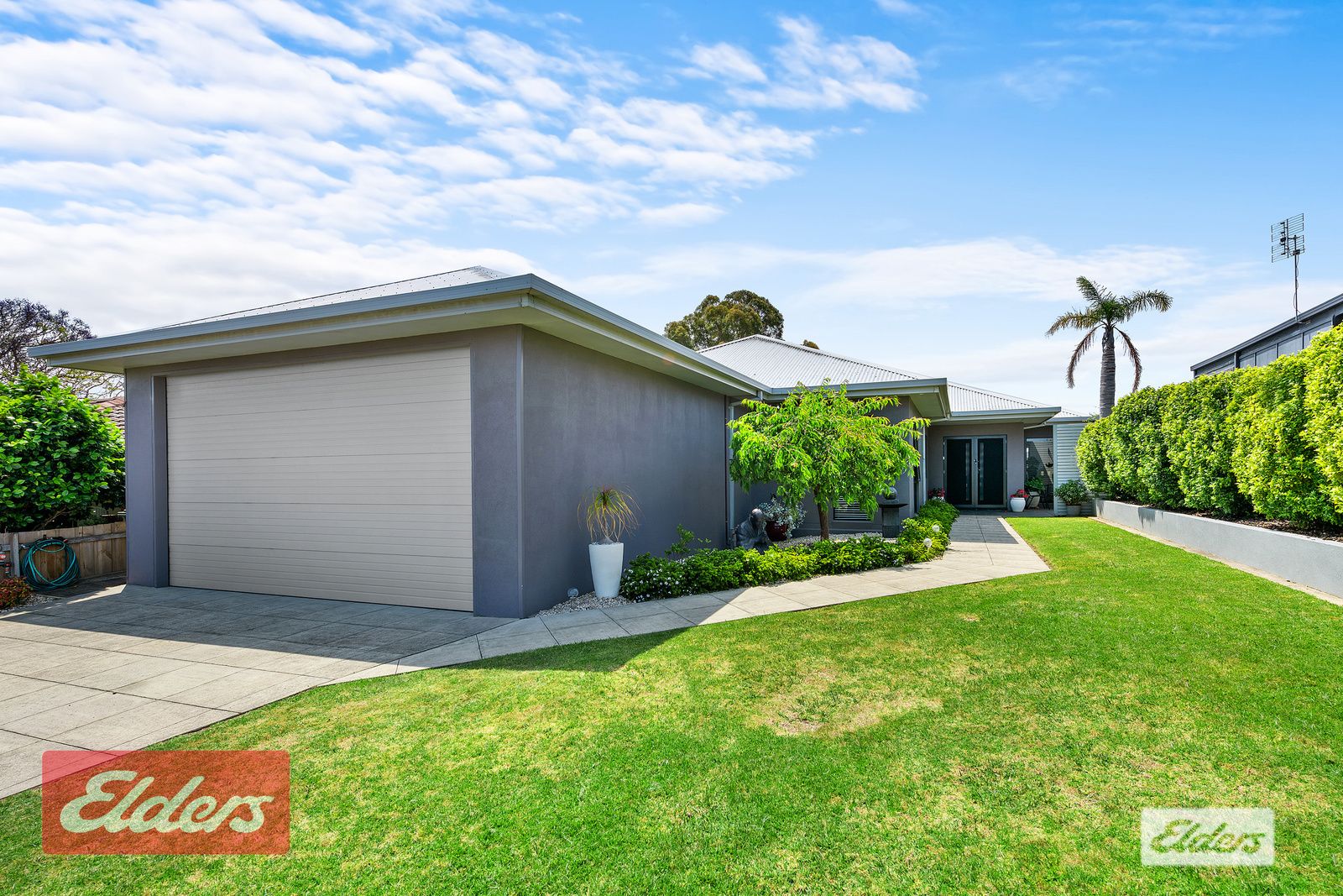 106 Capes Road, Lakes Entrance VIC 3909, Image 0