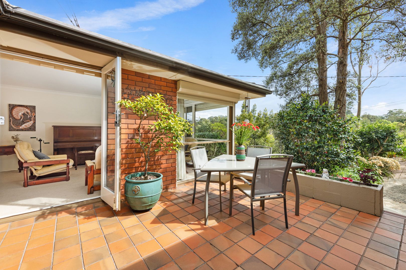 9 Carcoola Crescent, Normanhurst NSW 2076, Image 2