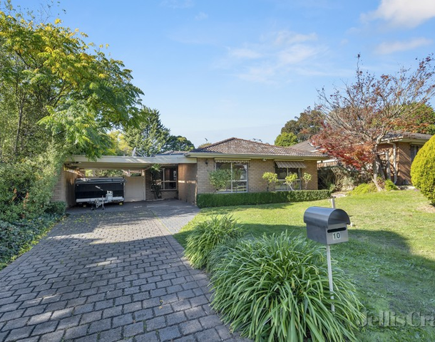 10 Solway Court, St Helena VIC 3088