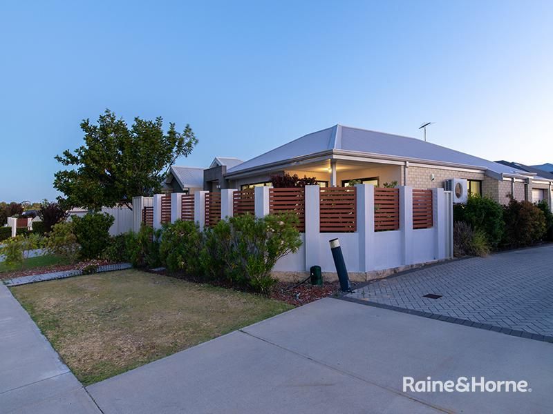 152 Shiraz Boulevard, Pearsall WA 6065, Image 0