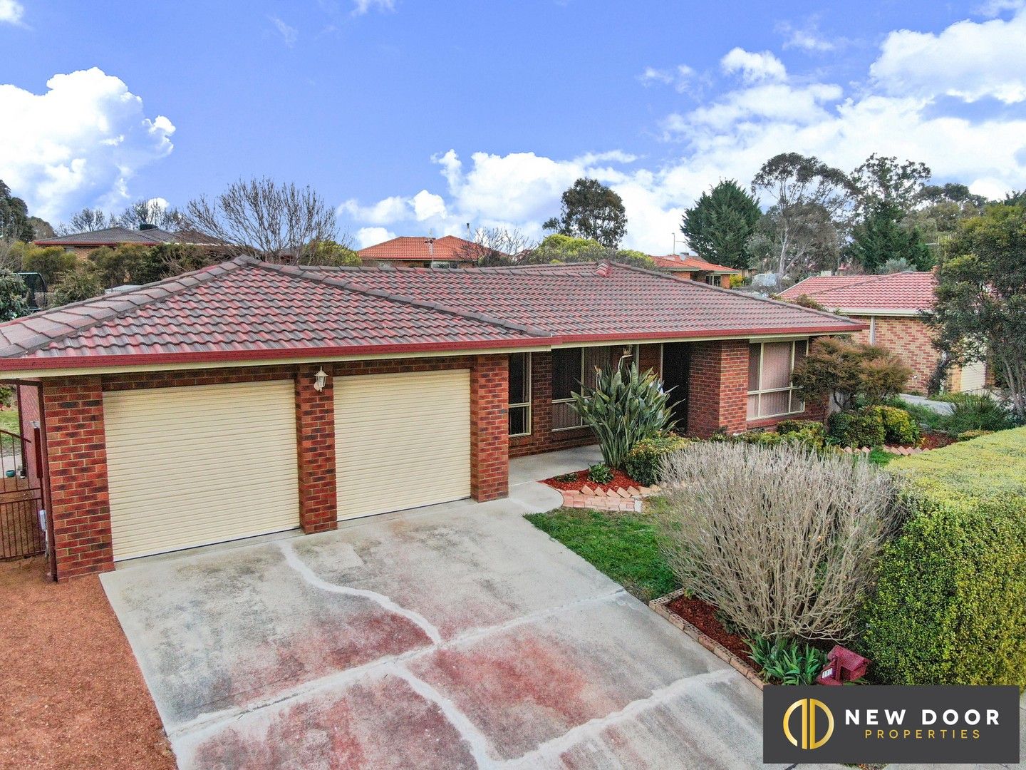 4 bedrooms House in 110 Wanganeen Avenue NGUNNAWAL ACT, 2913