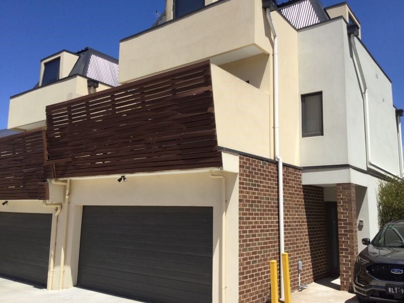 3 bedrooms Apartment / Unit / Flat in 4/196 Boronia Road BORONIA VIC, 3155
