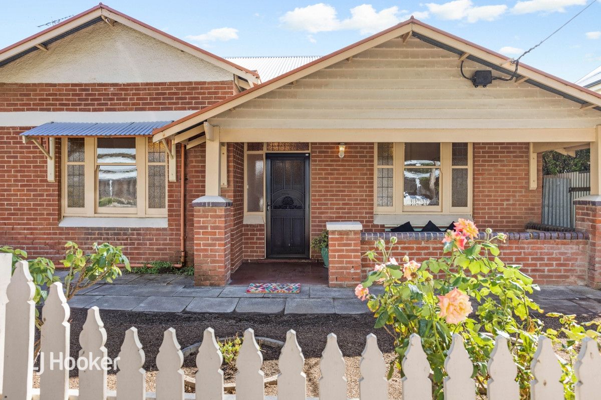 3 bedrooms House in 34 Clifton Street MILLSWOOD SA, 5034
