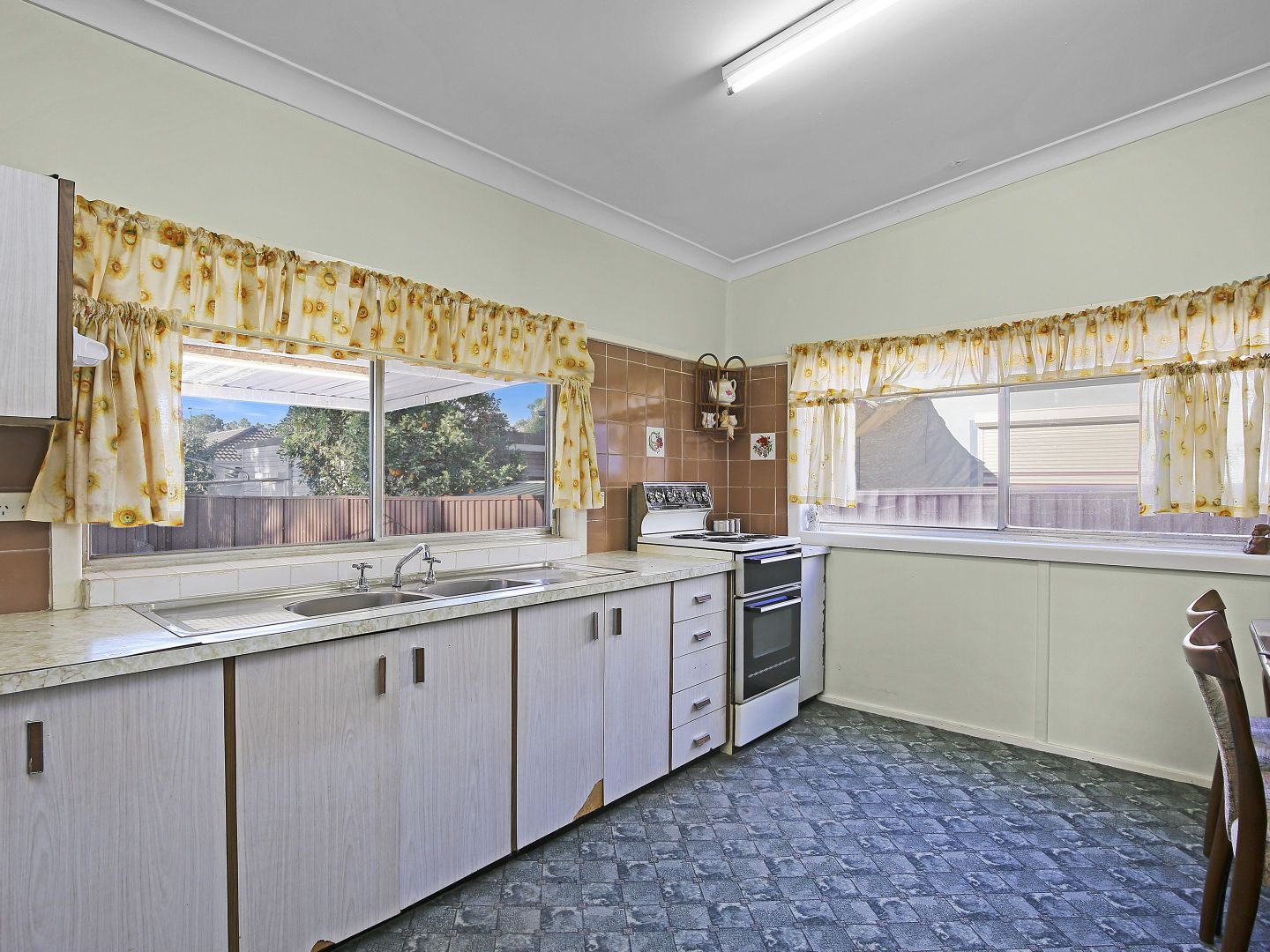 41 Rosedale Street, Canley Heights NSW 2166, Image 2