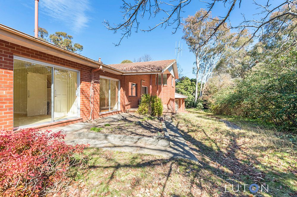 18 Wagga Street, Farrer ACT 2607, Image 2