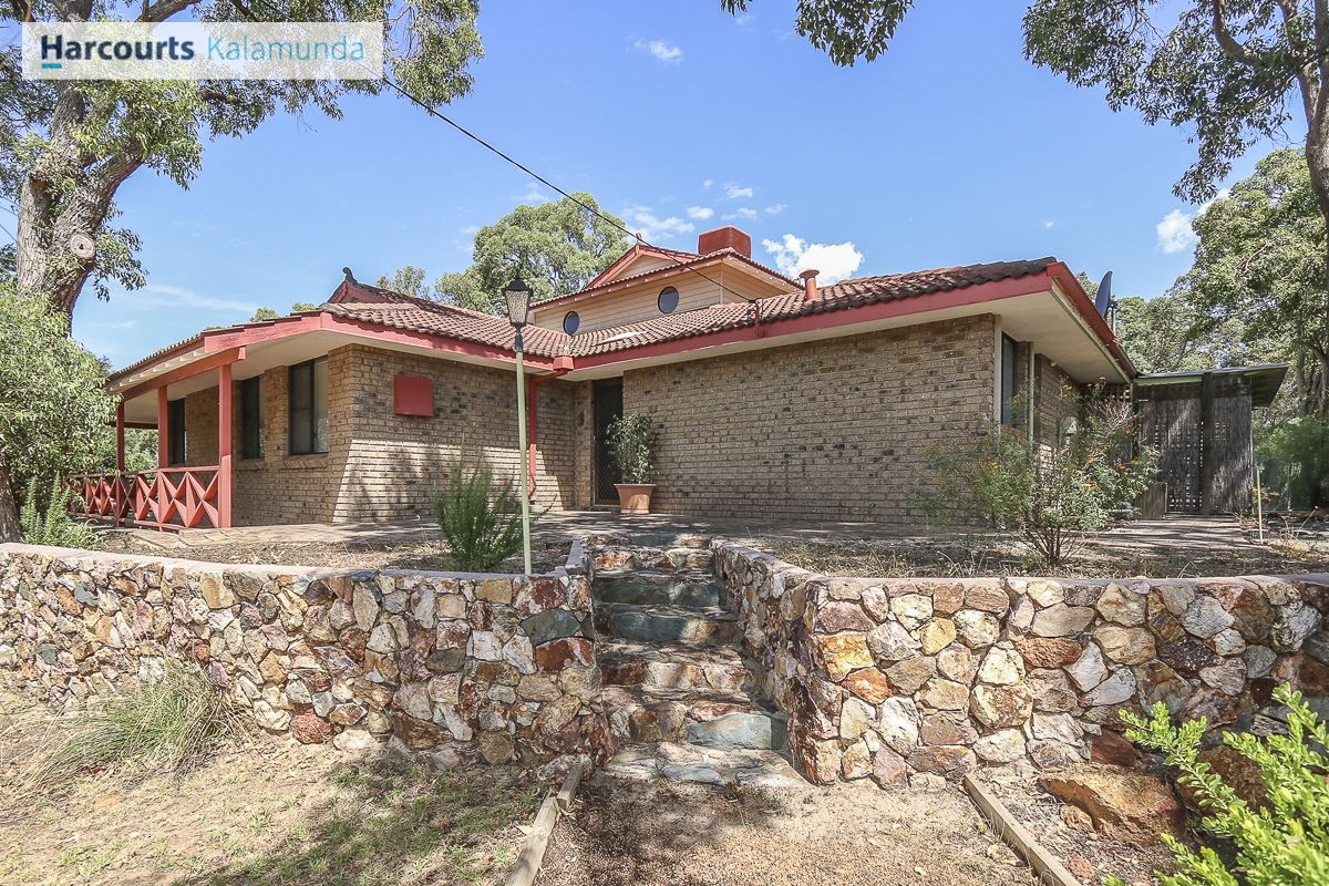 36 Warlingham Drive, Lesmurdie WA 6076, Image 1