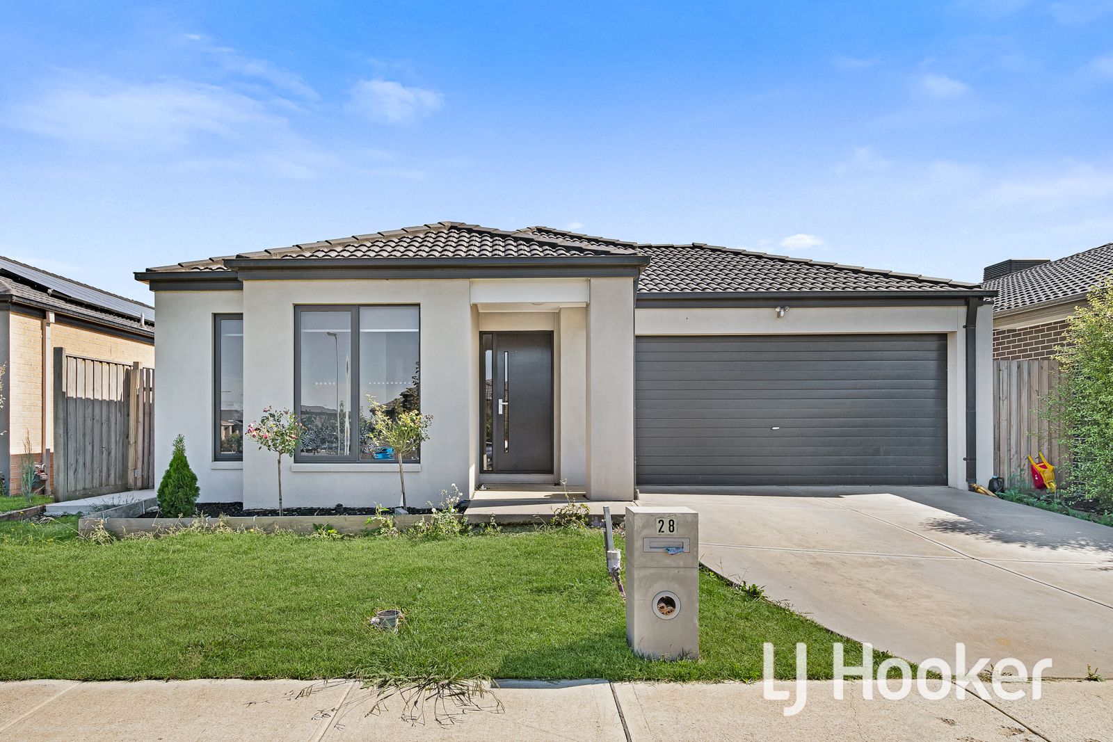 28 Alphey Road, Clyde North VIC 3978, Image 0