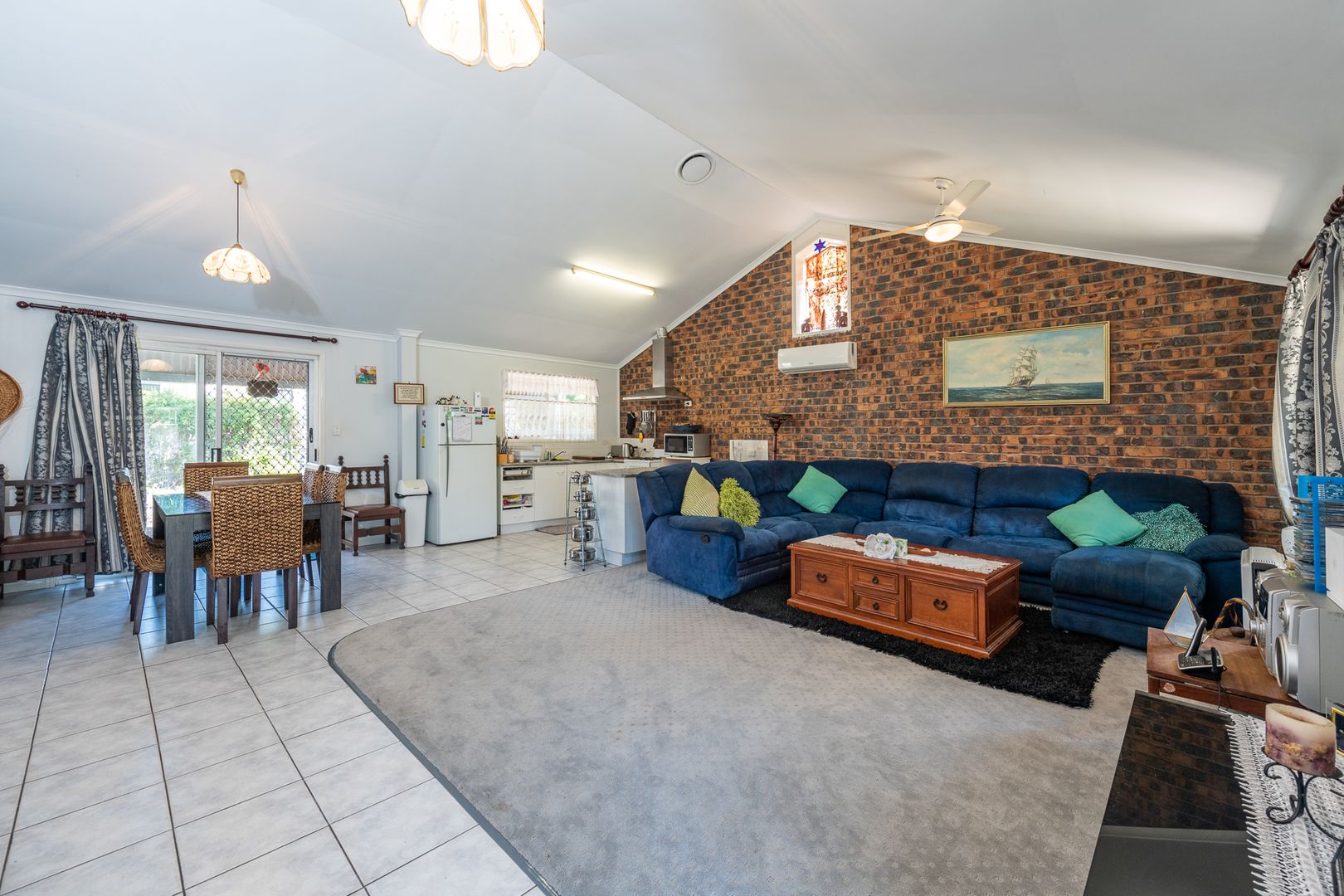 63 Moore Park Road, Moore Park Beach QLD 4670, Image 2