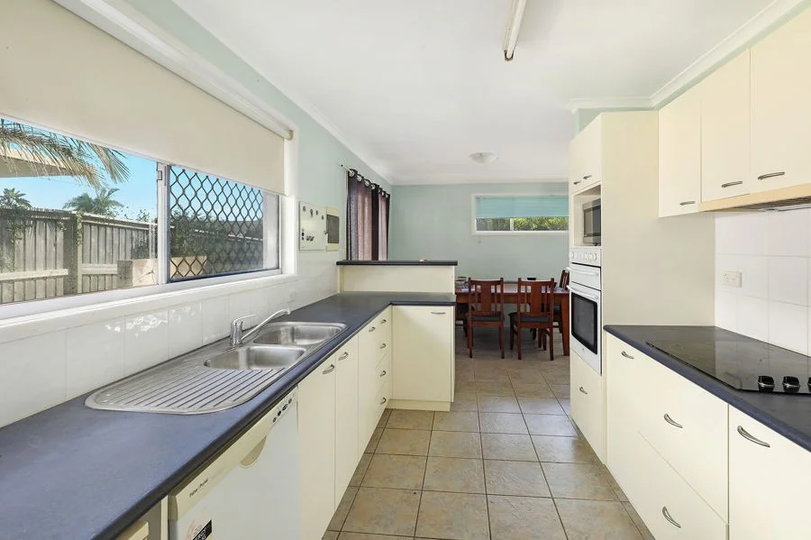 Additional image 3 of 60 Saleng Cres, Warana QLD 4575