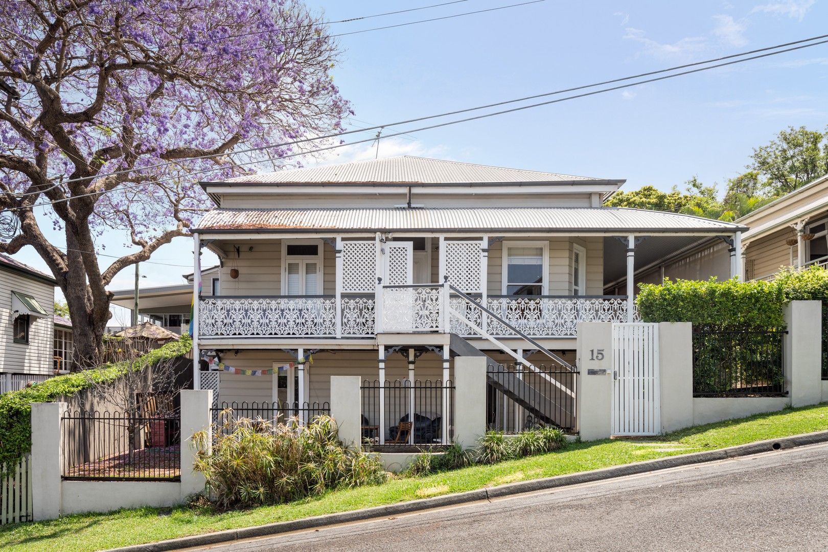 4 bedrooms House in 15 Elston Street RED HILL QLD, 4059