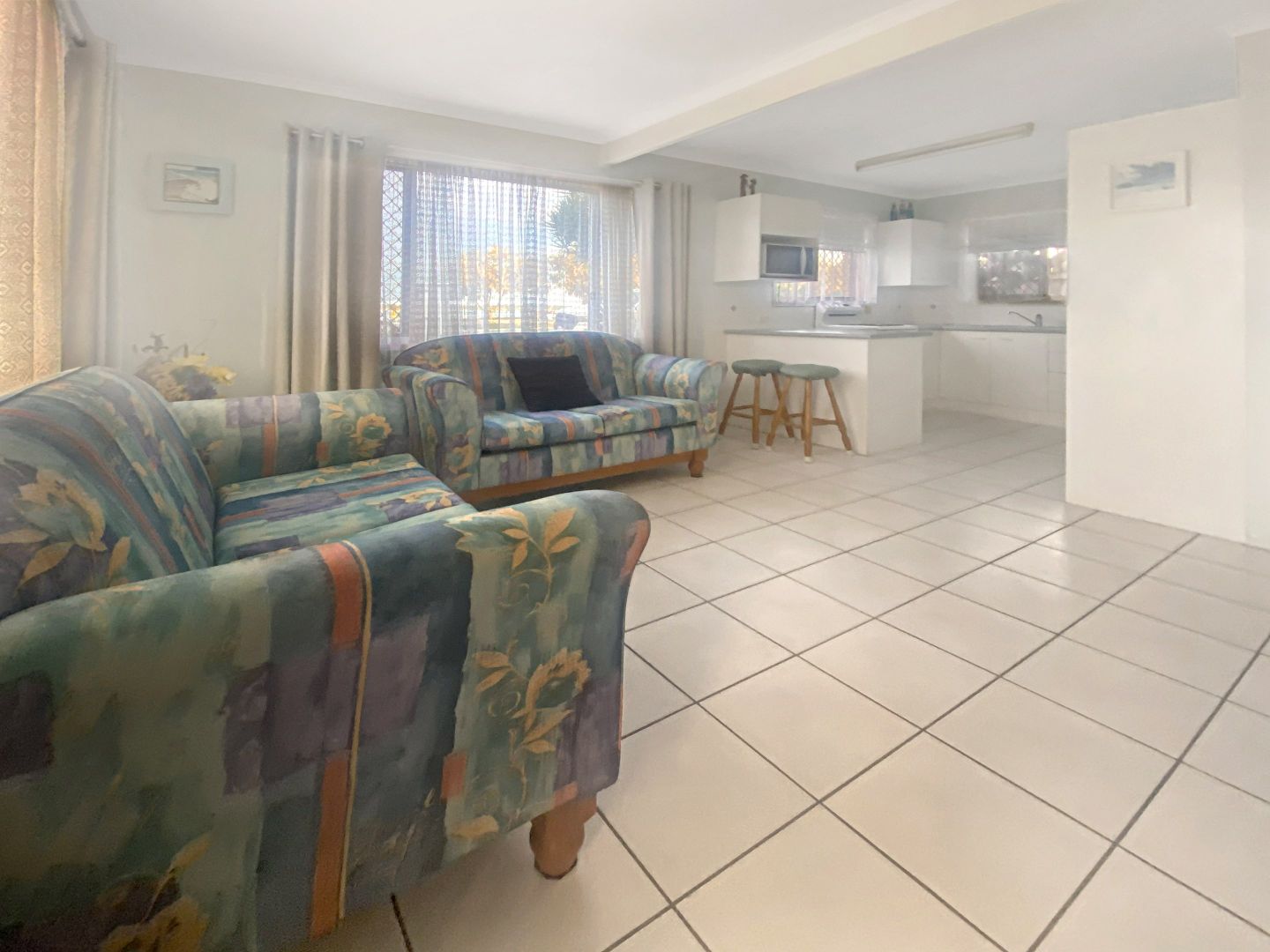 1/6 Esplanade, Golden Beach QLD 4551, Image 1