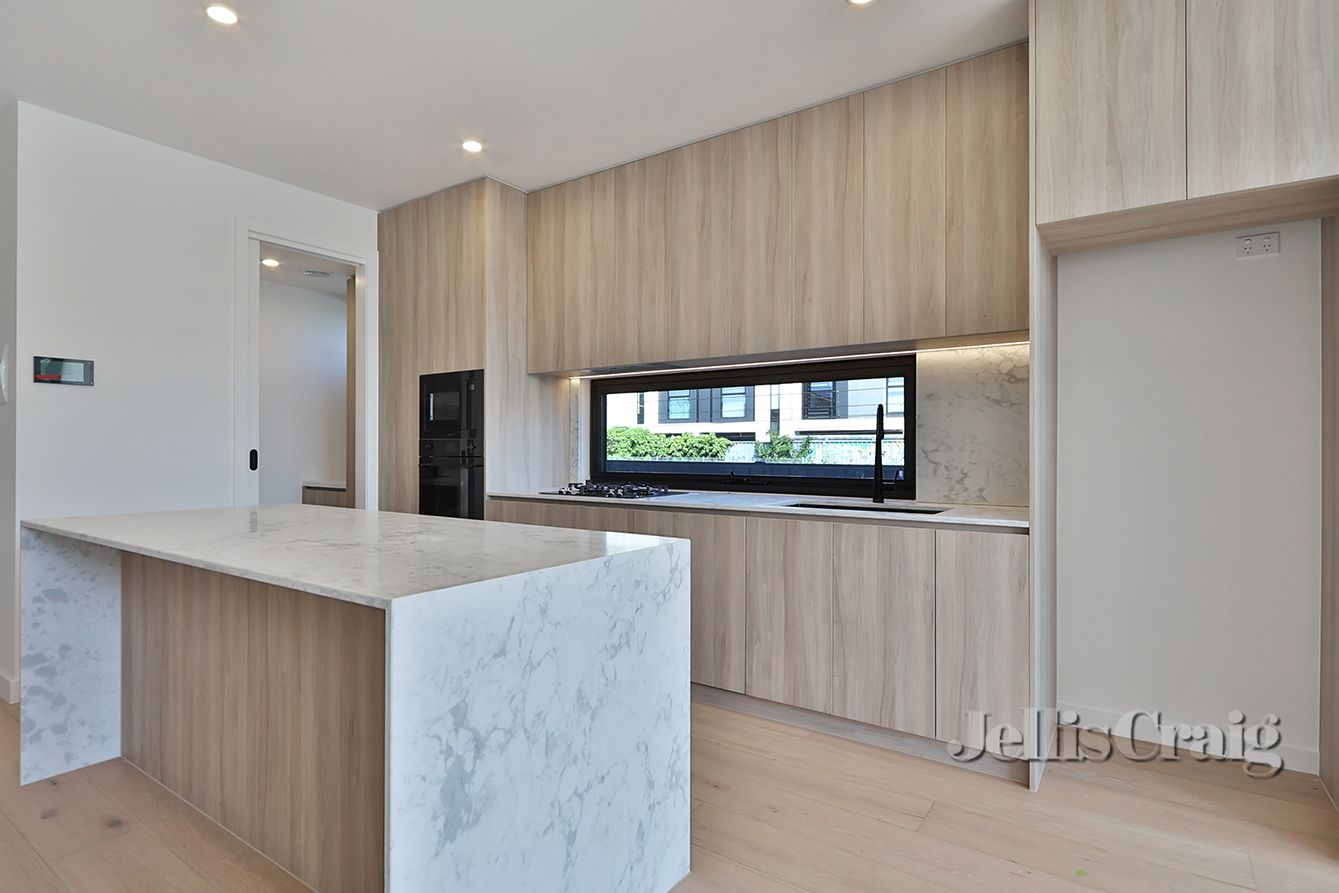 4 bedrooms New House & Land in 10/15 Station Avenue MCKINNON VIC, 3204