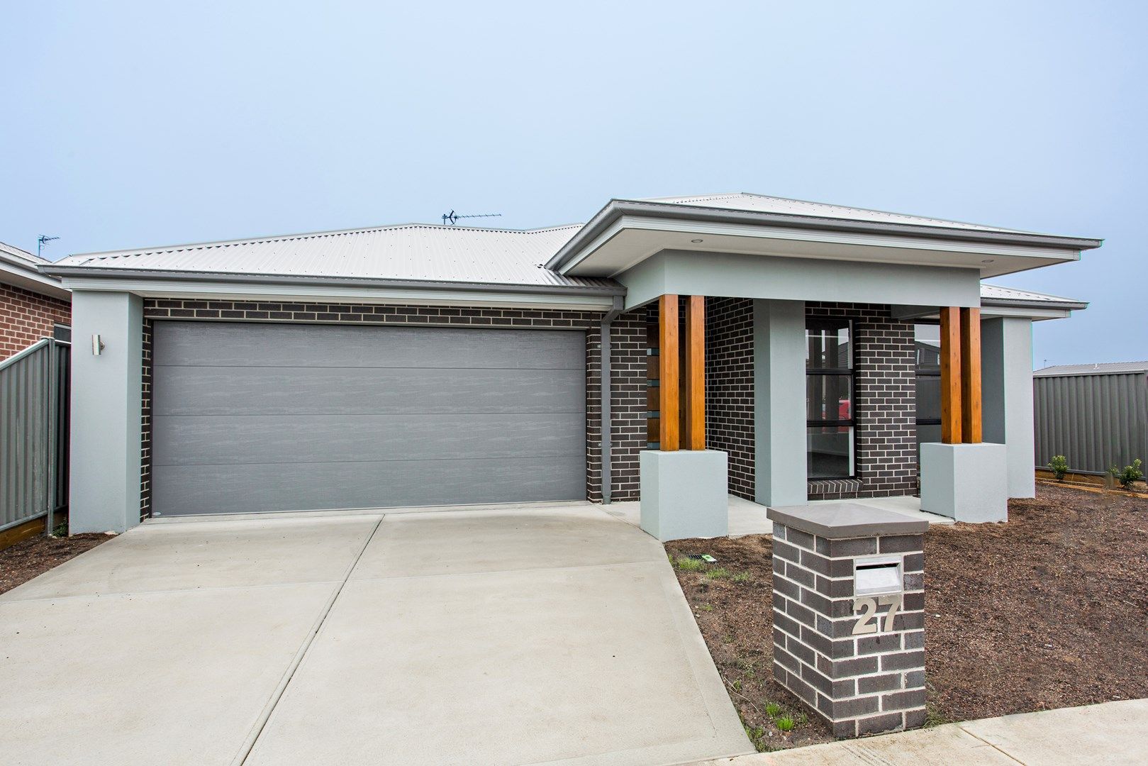 4 bedrooms House in 27 Mellish Street LUCAS VIC, 3350