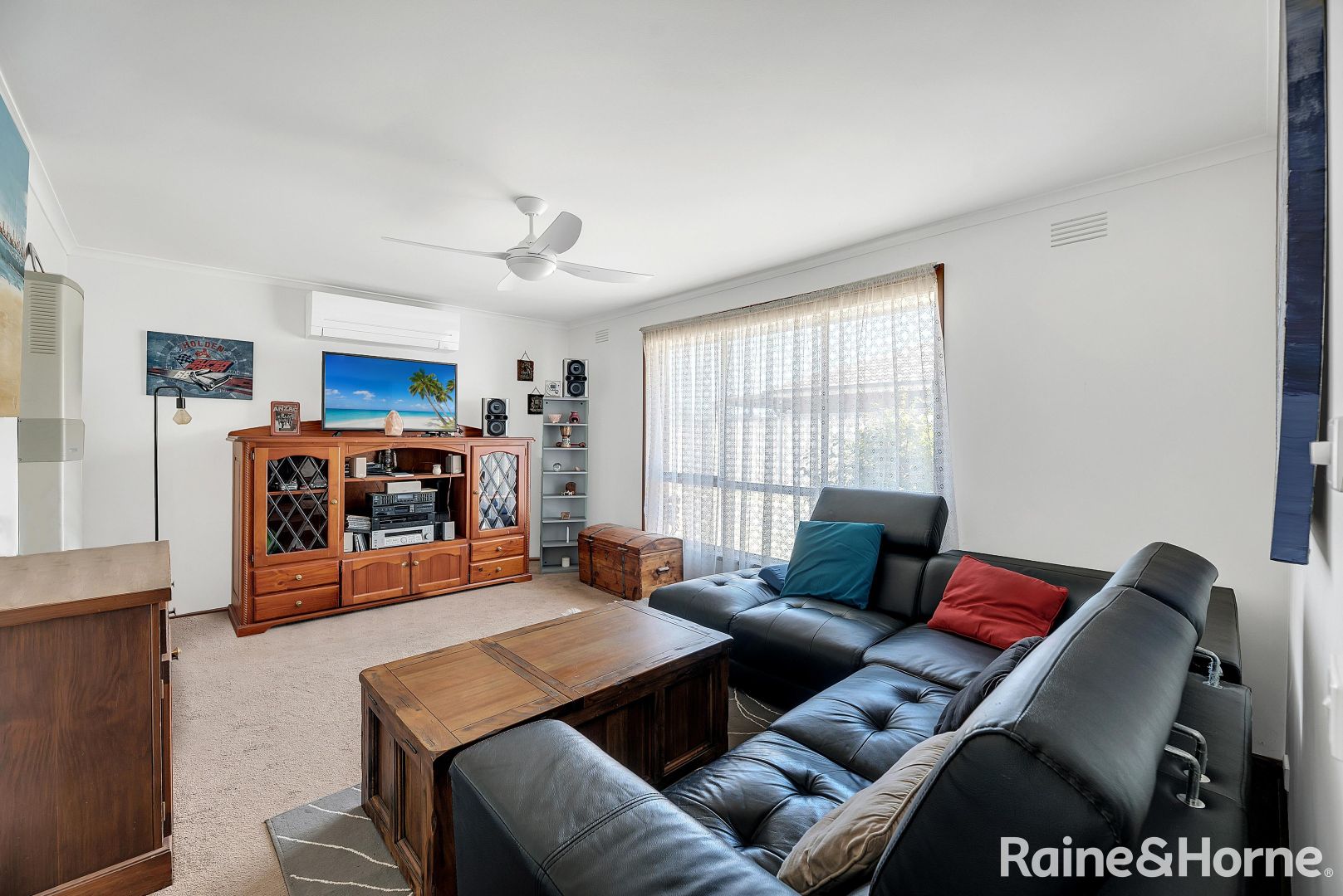 1/11 Reserve Road West, Melton VIC 3337, Image 2