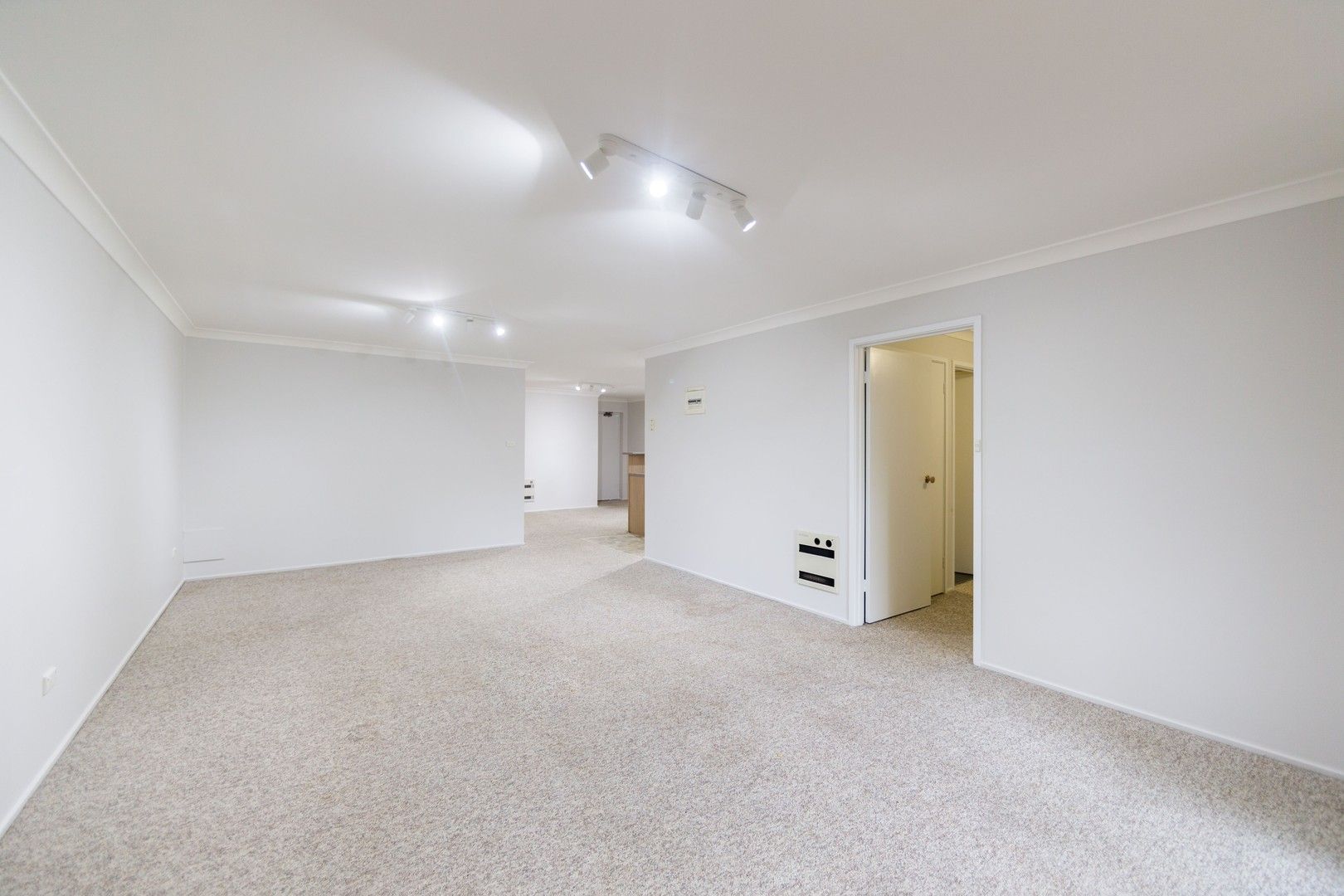 3 bedrooms Townhouse in 46a/12 Albermarle Street PHILLIP ACT, 2606