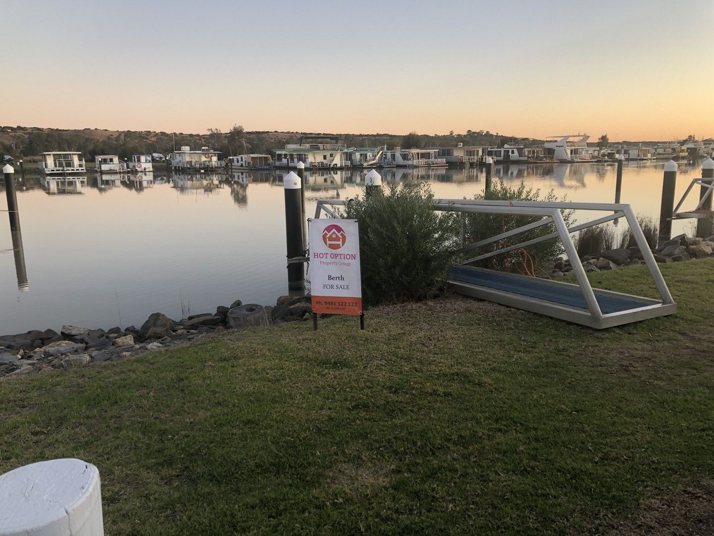 Berth 12 Pelican Drive, Mannum SA 5238, Image 0